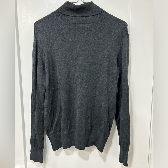 H&M Turtleneck - Picture 2 of 3